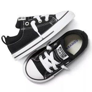 Converse Black/White Kid's Chuck Taylor All Star Street Low Top Sneakers SZ 6